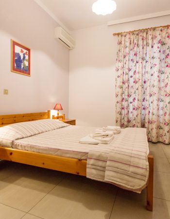 Filoxenia Studios & Apartments