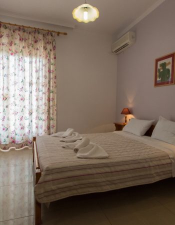 Filoxenia Studios & Apartments